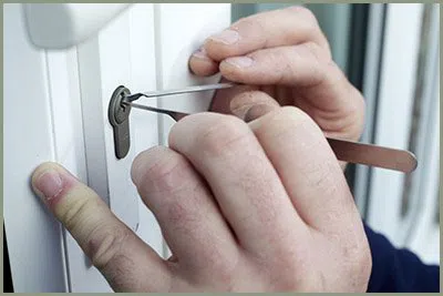 Locksmith Solution Services Boston, MA 617-466-3730 - 68-44-15