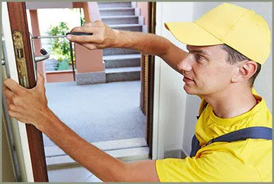 Locksmith Solution Services Boston, MA 617-466-3730 - 68-44-5